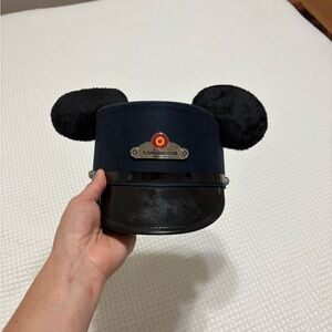 Mickey conductor hat